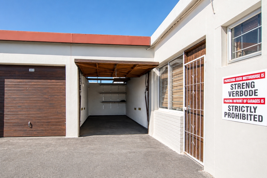 2 Bedroom Property for Sale in Van Ryneveld Western Cape